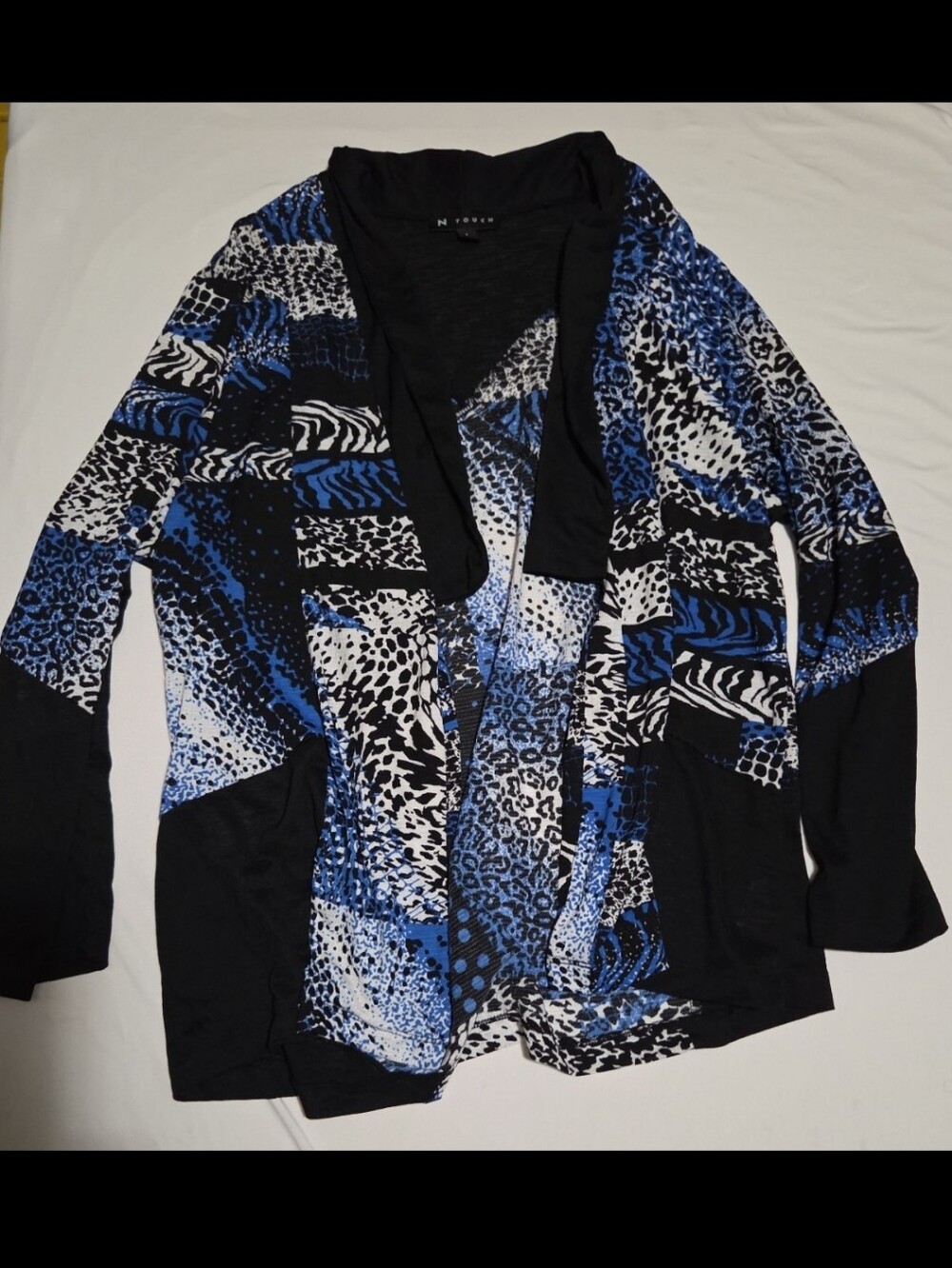N touch Women's large blue black animal print cardigan sweater #16